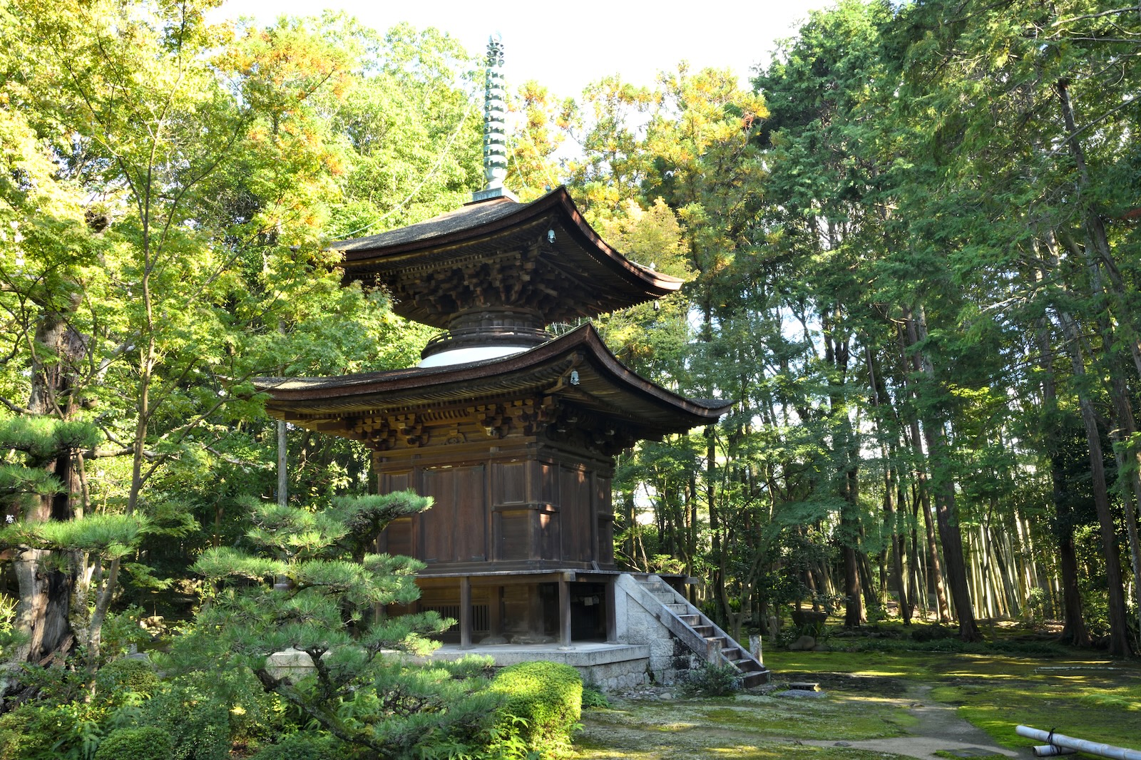 Tahoto-Pagoda_k-hiro-pixta_70544460_M.jpg