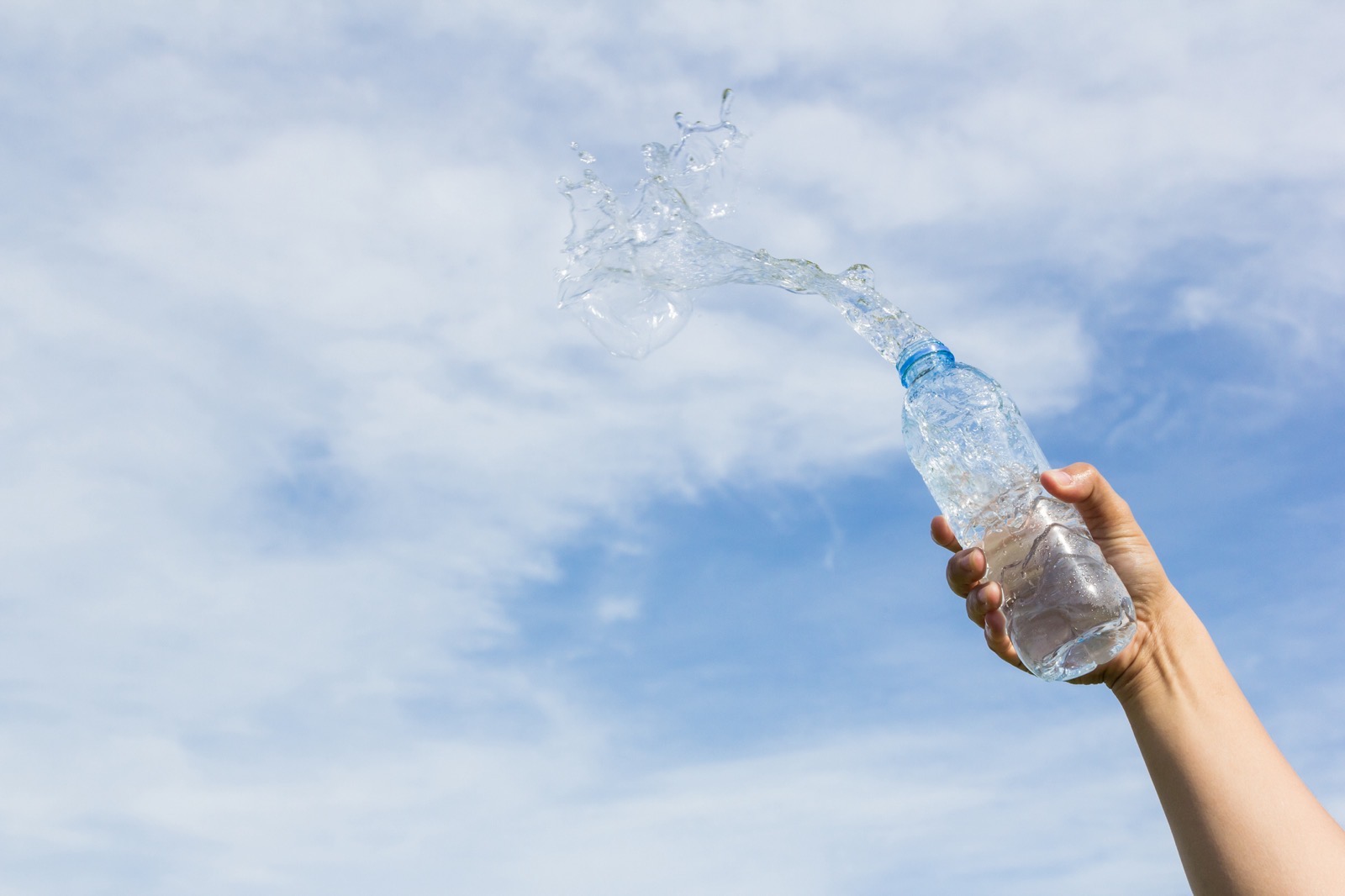 JT_Hydrate_amstockphoto--iStock-477973468.jpg