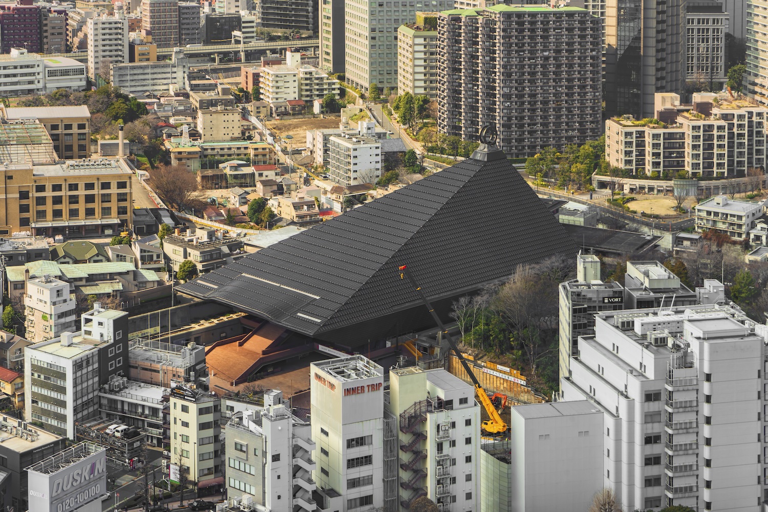 iStock-kuremo-cults-in-Japan-Reiyukai-Shakaden-temple.jpg