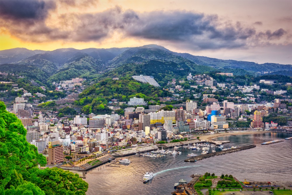 Atami-Top-1-1.jpg