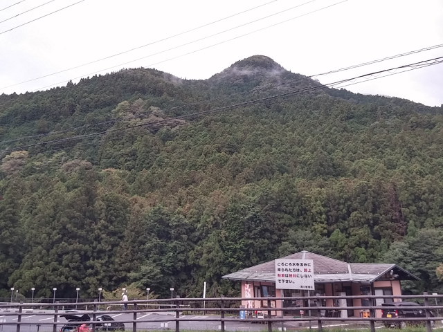 secret-japan-travel-nara-goyomatsu-limestone-cave-off-the-beaten-track-destinations-forest-roller-coaster-monorail-transport-reviews-tips-photos-2.jpg