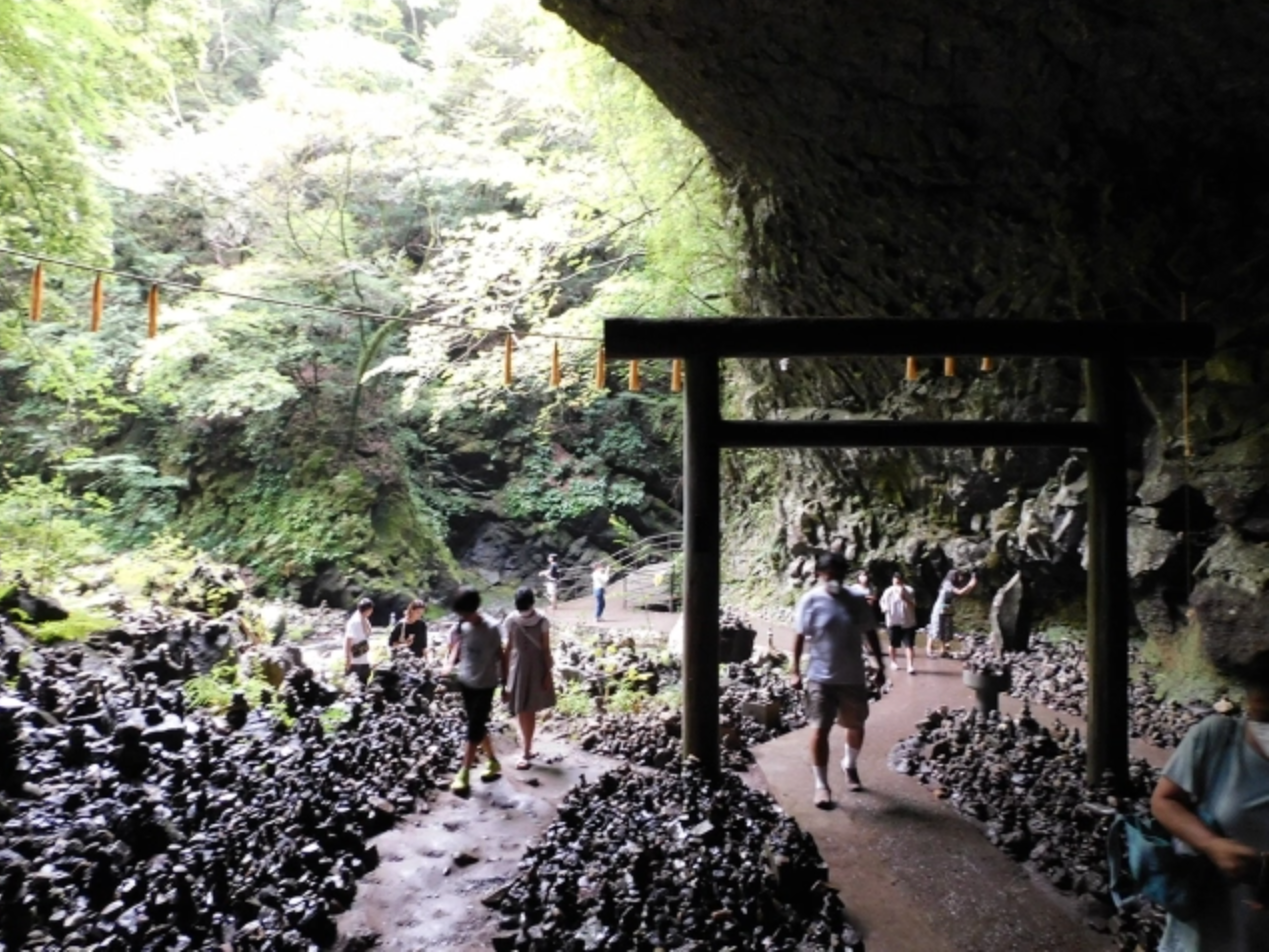 Visit the mythical cave that hid the Sun Goddess in Japanese