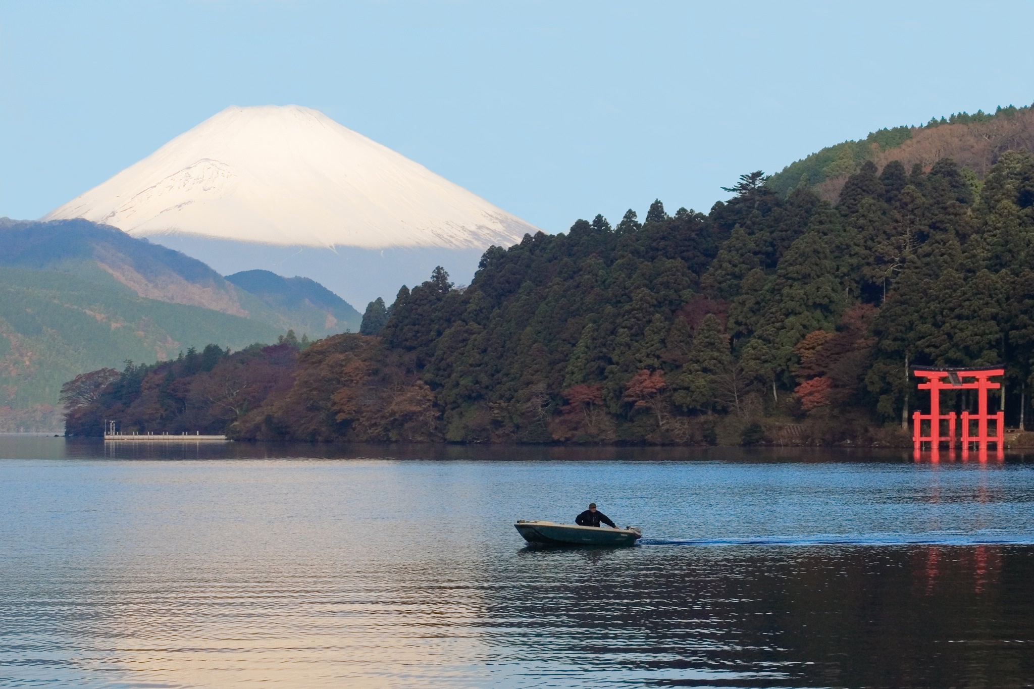Lake-Ashinoko.jpg