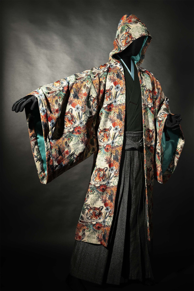 Wazigen Shizukaya's latest collection of modern men's kimono make